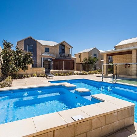 Serenity On The Terrace Aparthotel Mandurah Exterior foto