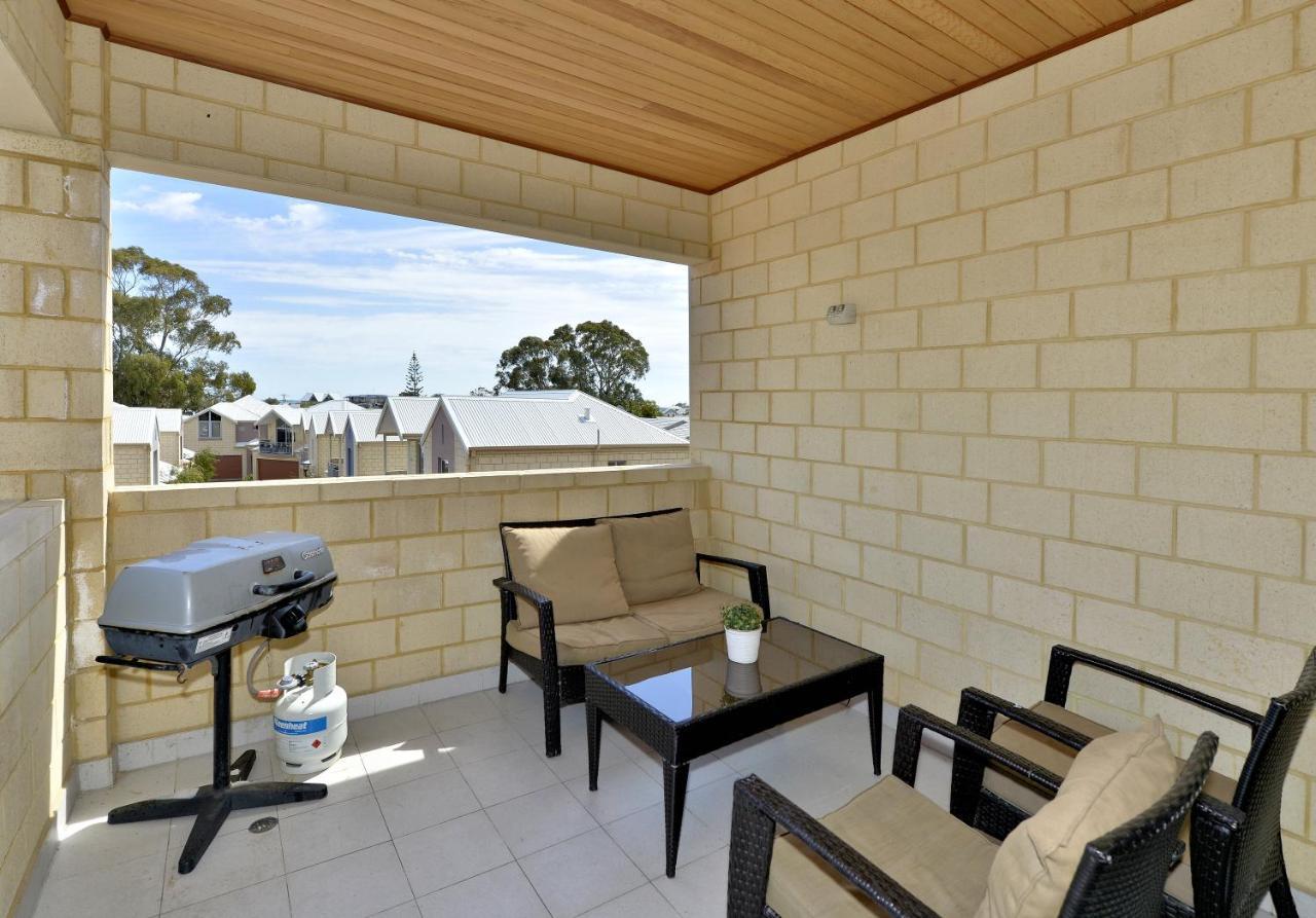 Serenity On The Terrace Aparthotel Mandurah Exterior foto