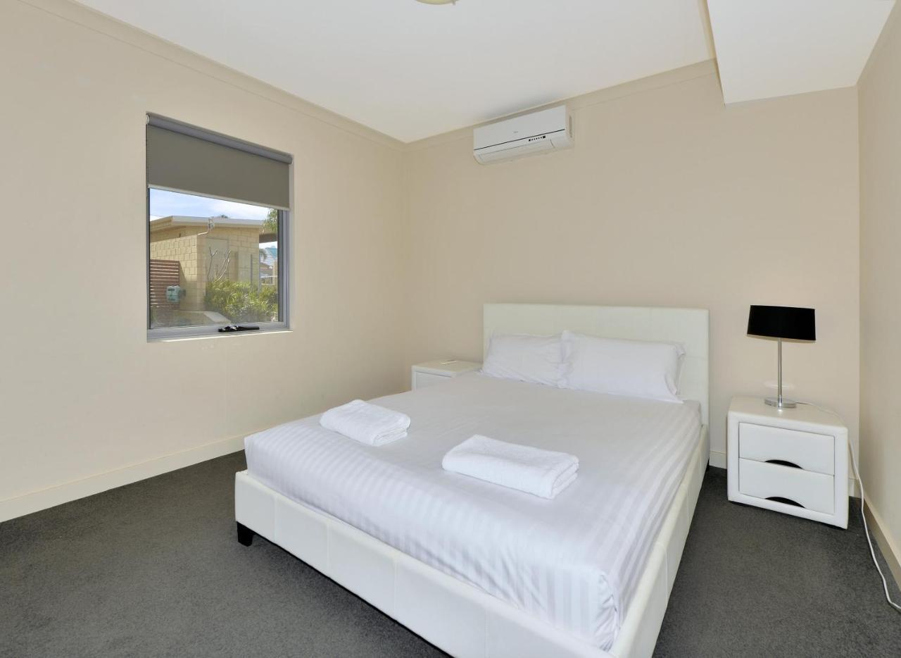 Serenity On The Terrace Aparthotel Mandurah Exterior foto